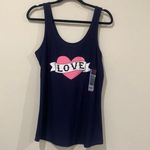 NWT - No Boundaries Love Tank Top for Juniors/Women.